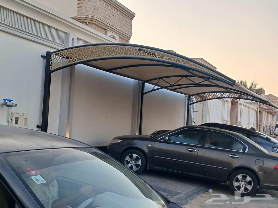 Install sunshade awnings and seating installations64474169820163112