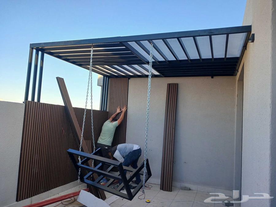 Install sunshade awnings and seating installations64474169820163110