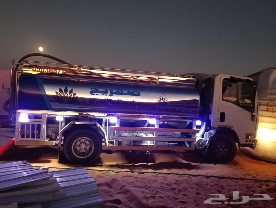 وايت مياه 6طن شمال الرياض صالحة للشرب خدمة توصيل سريع64474345920897111