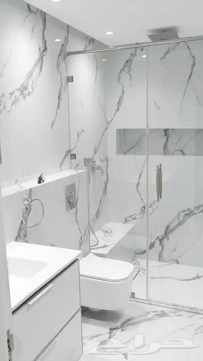 Egyptian tiler with 18 years of experience in installing all types of ceramic, porcelain tiles64474155362435113