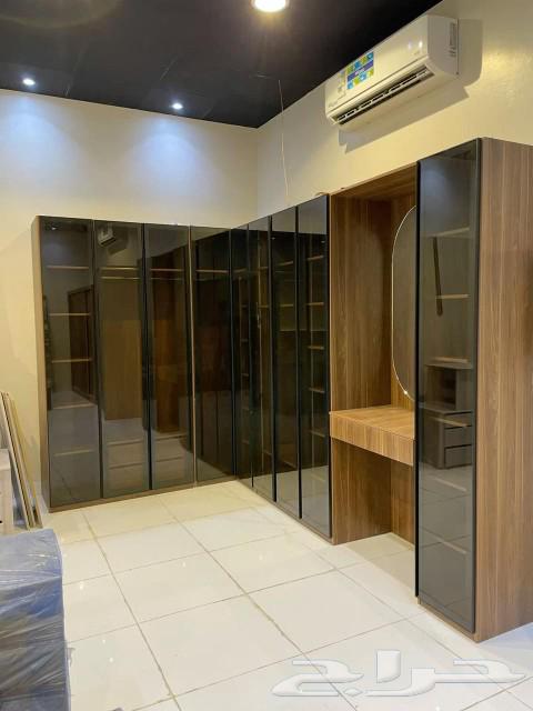 Customization and design of modern kitchens and dressing rooms64474282803074113