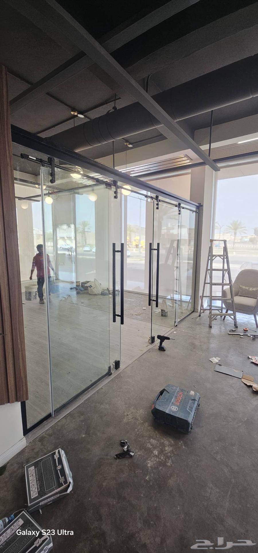 تركيب واجهات زجاج 12ملي سكريت مع ضمان الشغل والصيانه مجانيه64474345596675112