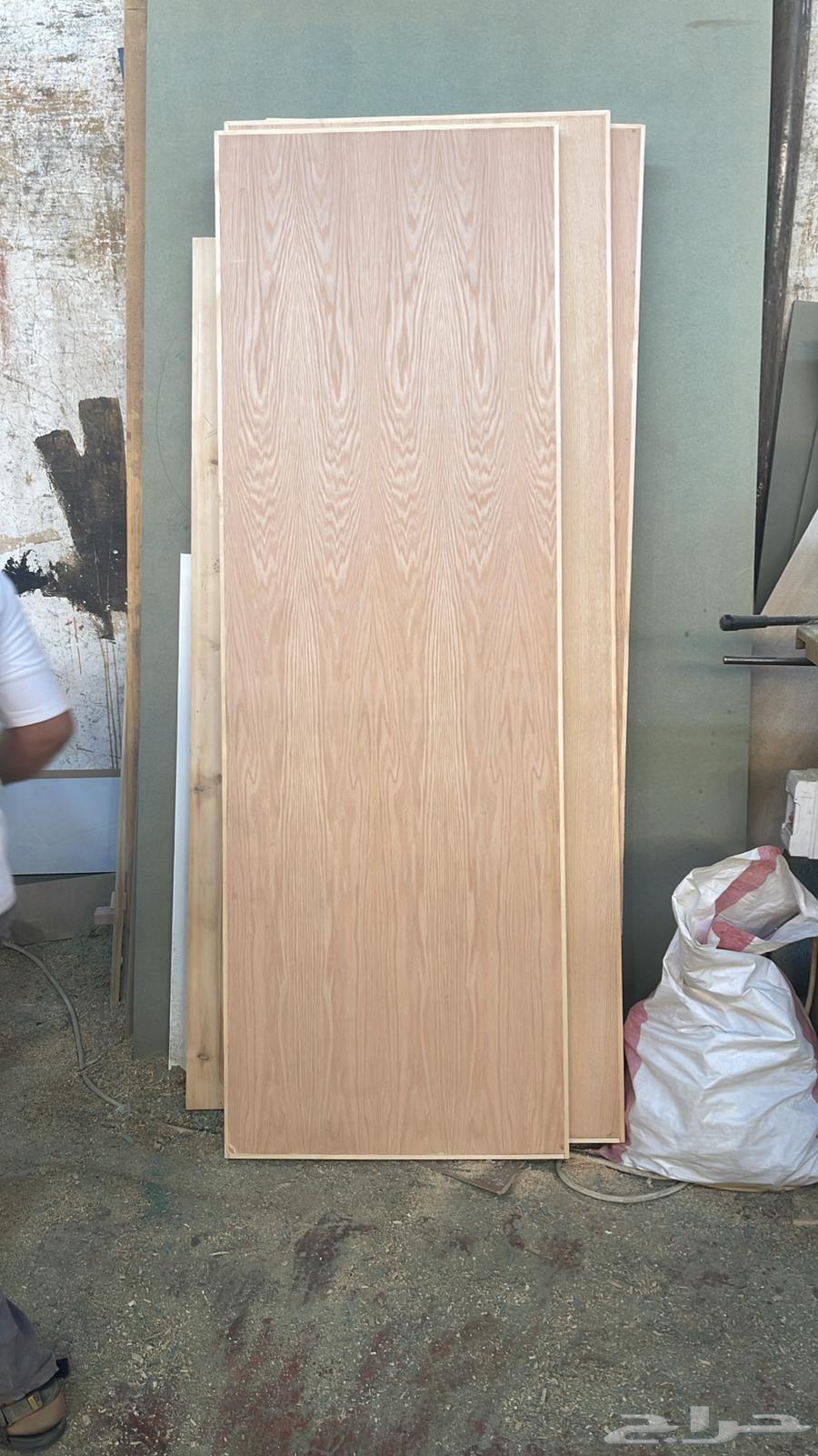 نجار ابواب منزليه وديكور64487136551938110