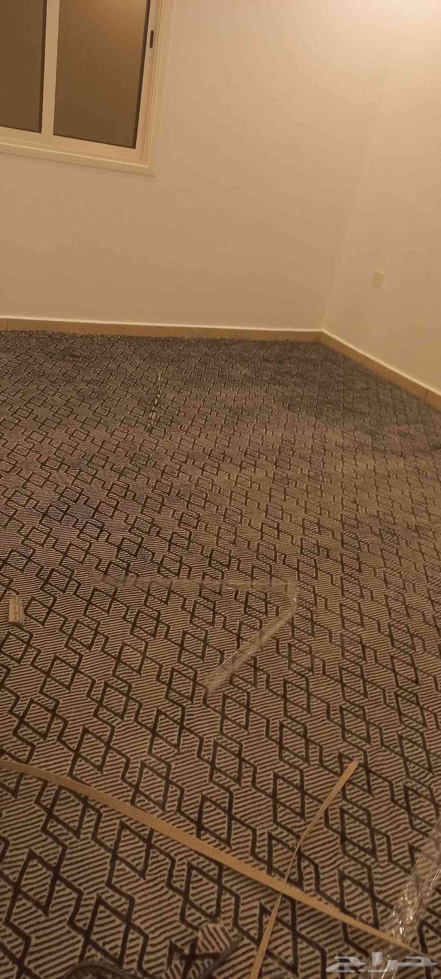 Carpet and flooring installation64524794772355111