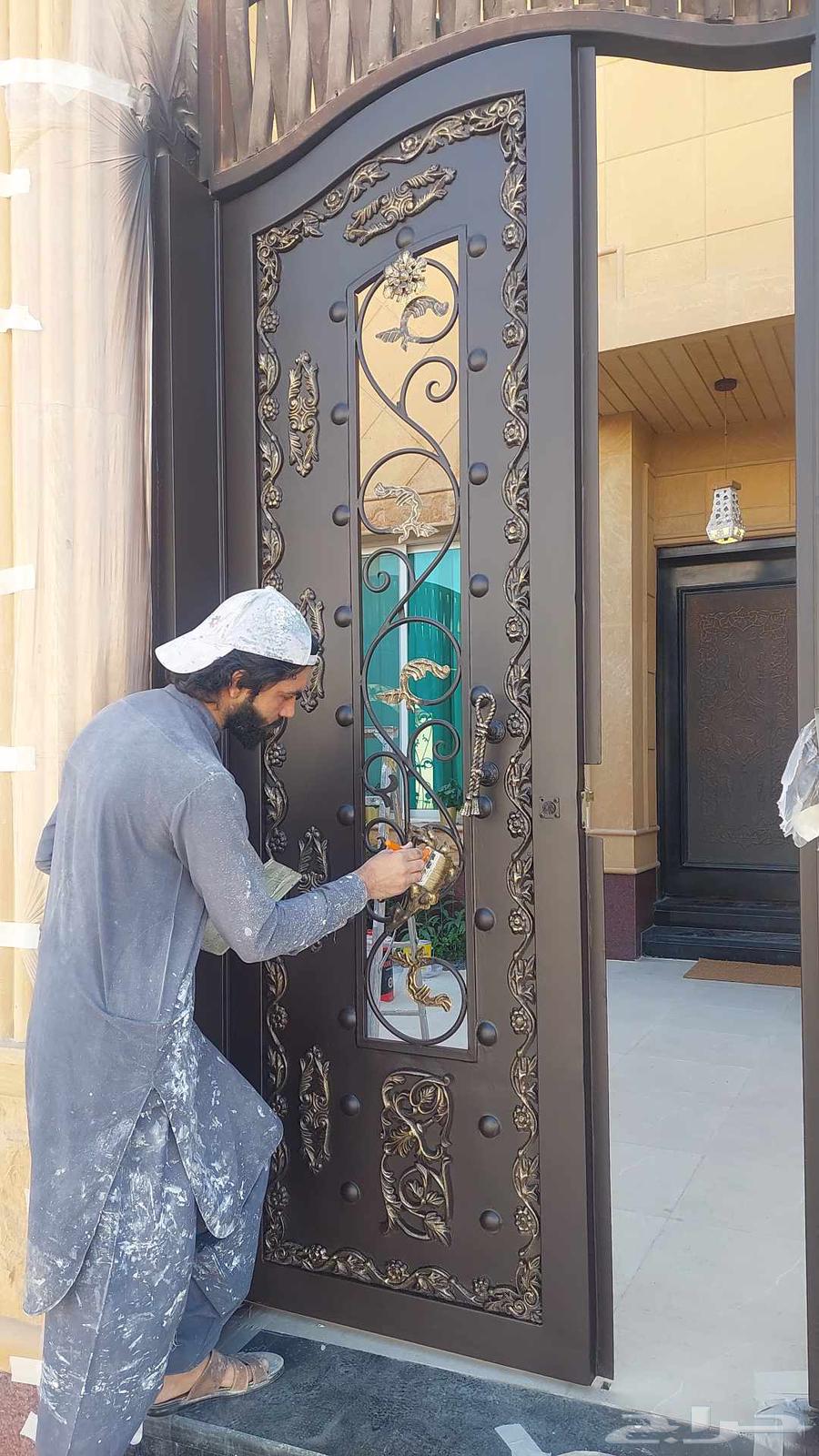 نحن لا نقوم بجميع أنواع أعمال الأبواب.64481464357122114