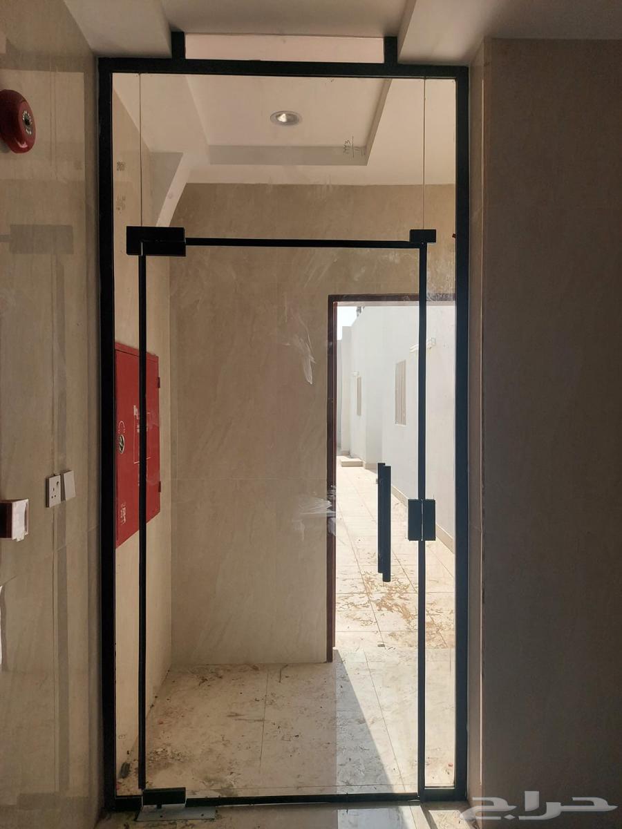 Scratch glass64487103638531114