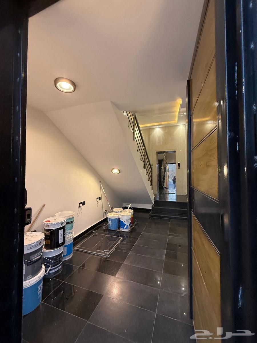 للبيع شقق علويه موقع مميز تشطيبات فاخرة أسعار مناسبة64487036761219113