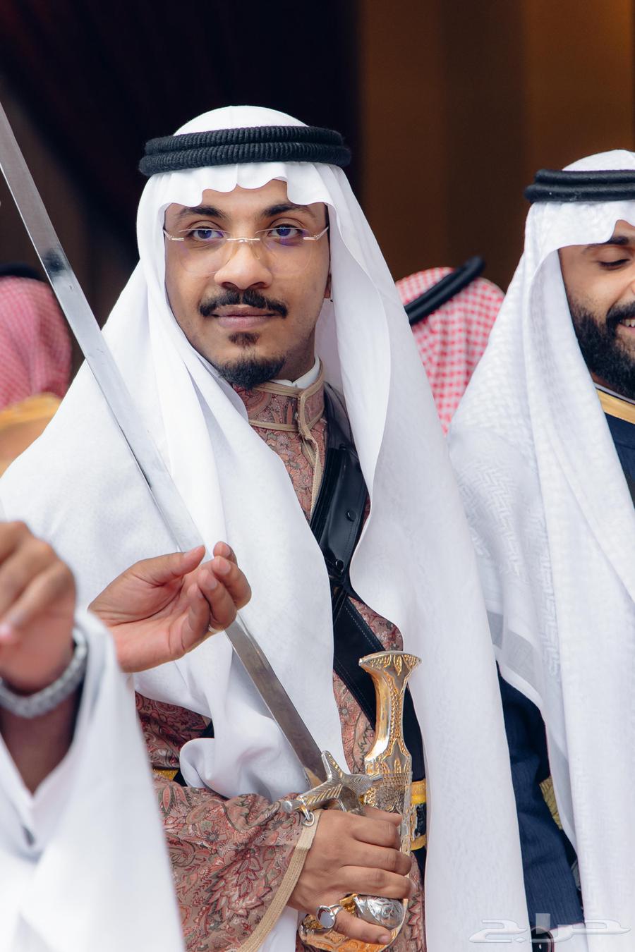 فرقة نجد العذيه للفنون الشعبيه64481448974339112