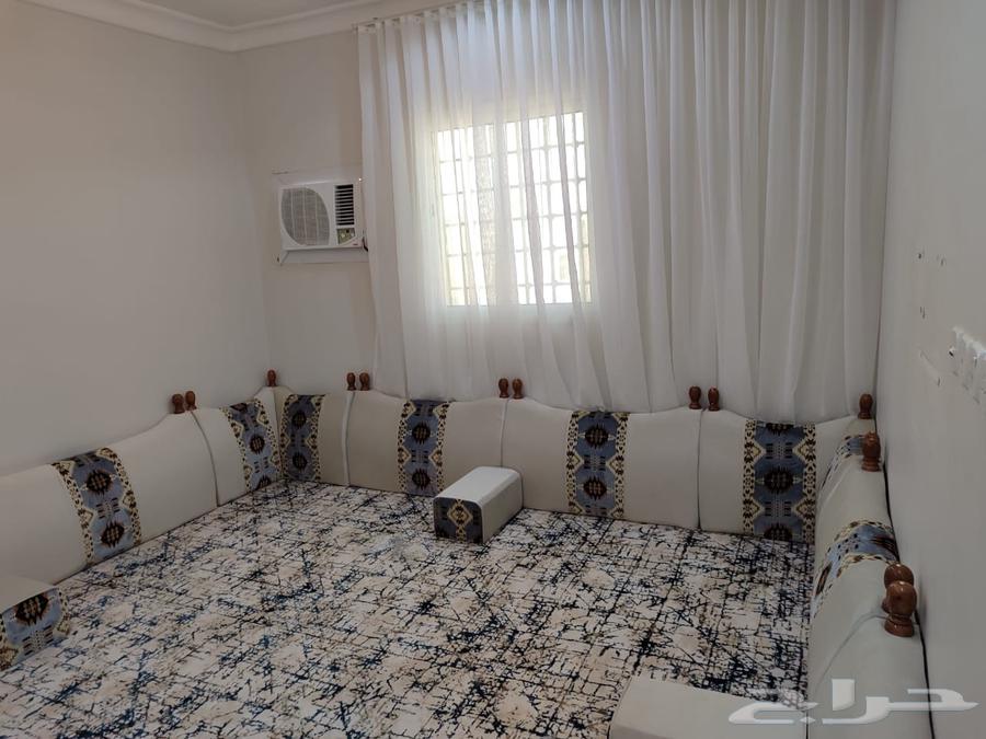 Customizing and Upholstering Modern Furniture, Curtains, and WiFi64481463728385110