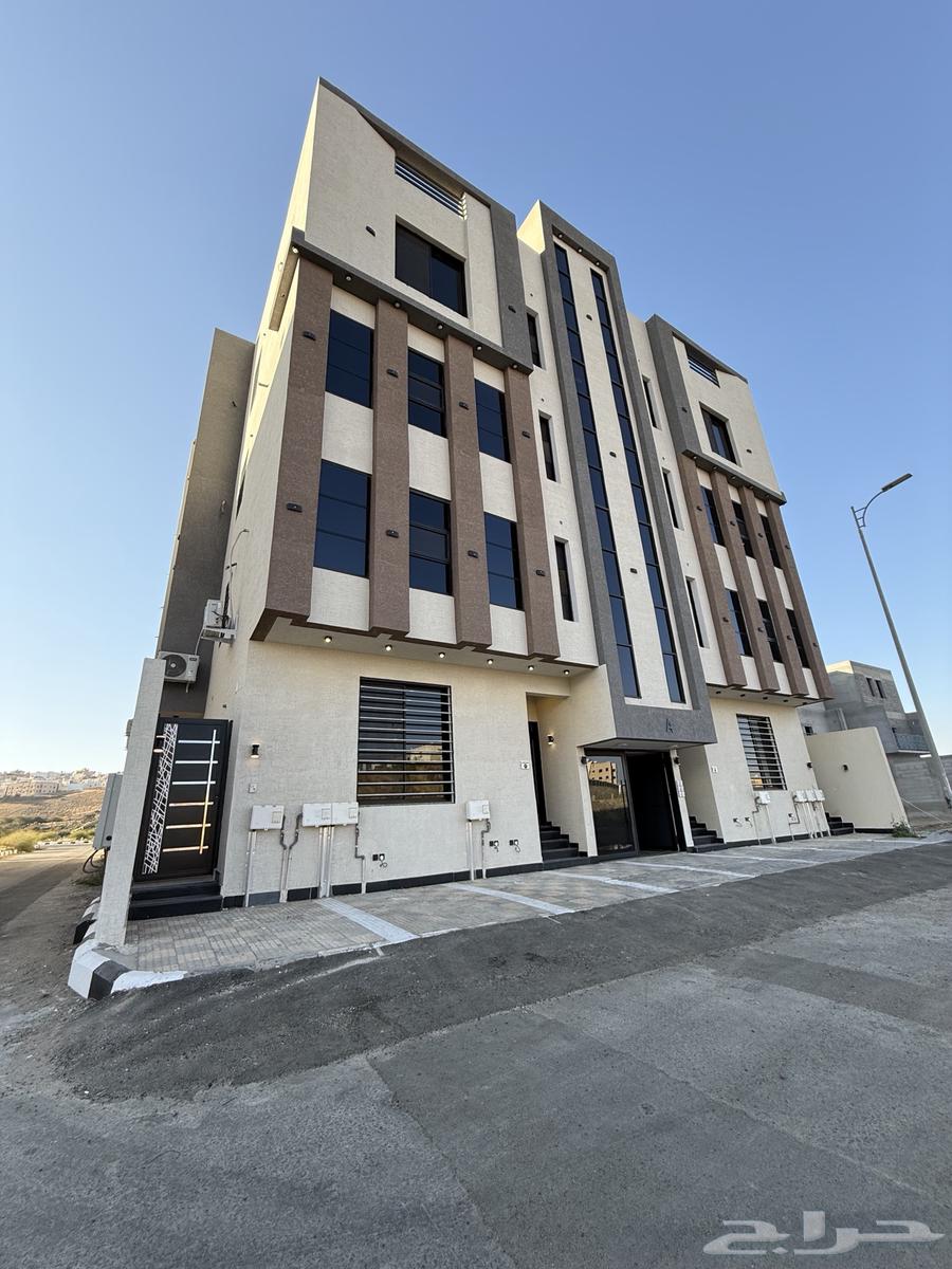 للبيع شقة ارضي بسعر 500 الف مدخل خاص بأبها خلف الراشد مول64487053330690112