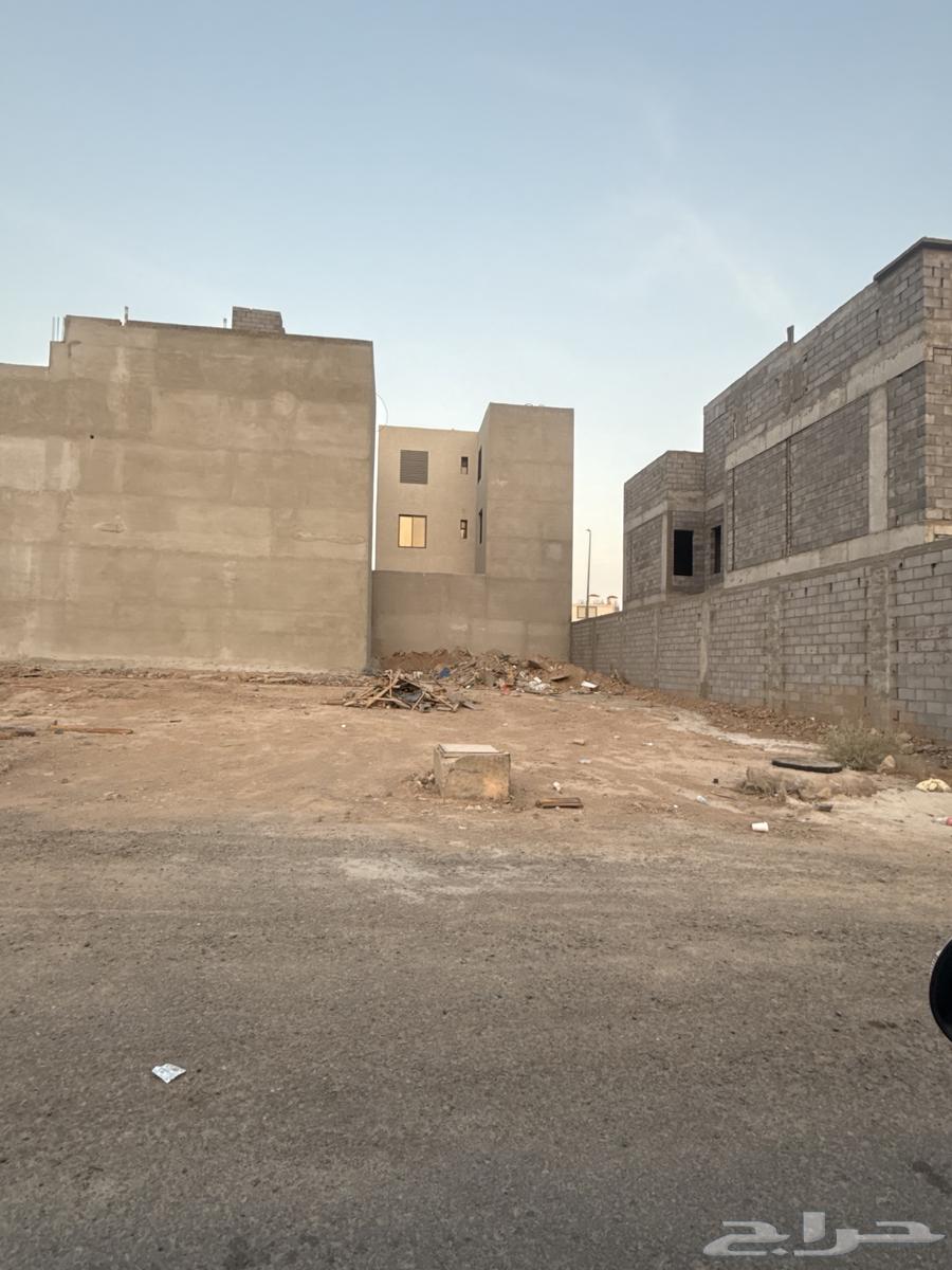 للبيع ارض في مخطط النبلاء م250 شارع 16 غربي خلف نفط64487069804545112