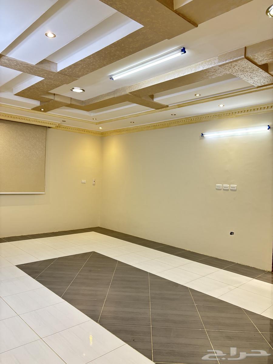 شقة واسعه ثلاث غرف في السنابل (ستر اللحياني سابقا )64487036923139110