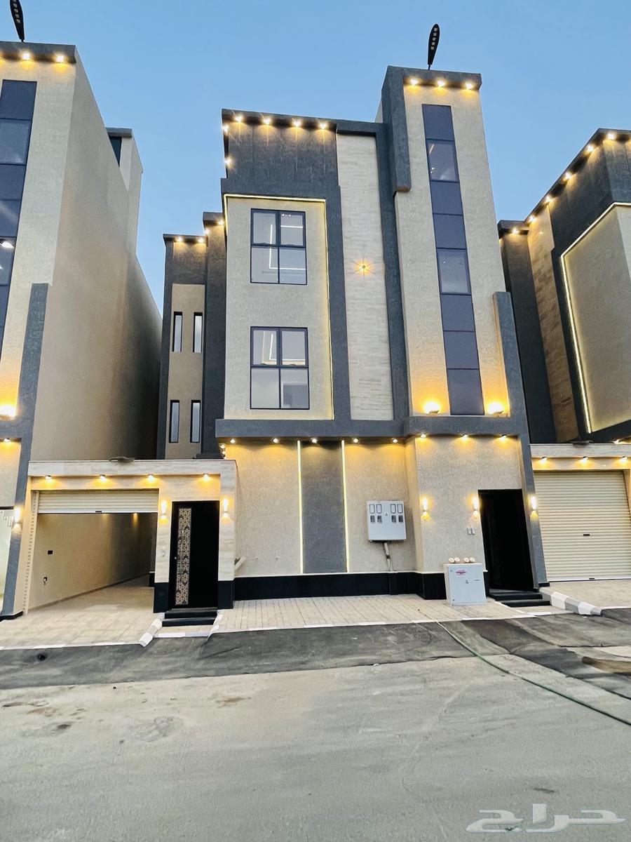 للبيع شقق تمليك علوي مع سطح خاص حي الاسكان بسعر 550 الف64487053670401110