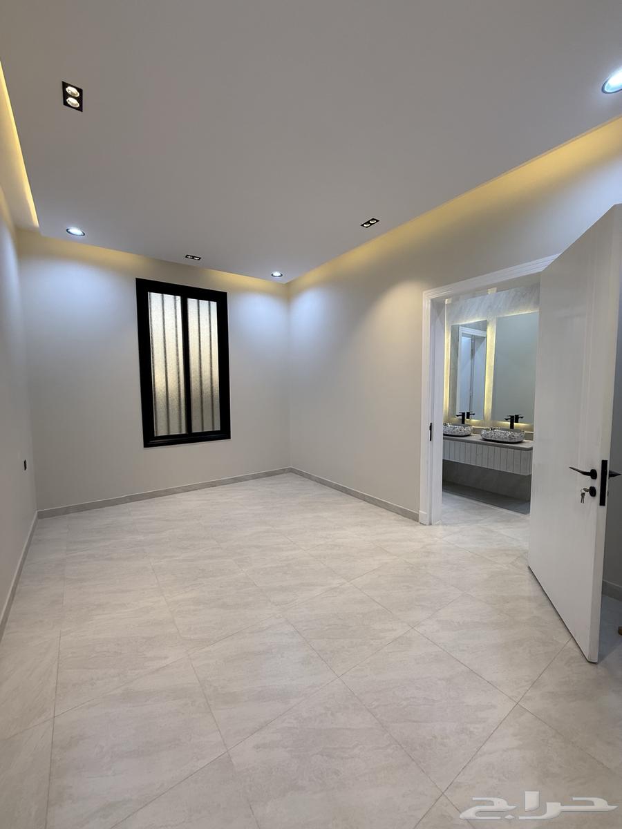 روف علوي مع ملحق 9 غرف بتصميم فندقي قرب ح الراقي-بسعر650الف64487053866753113