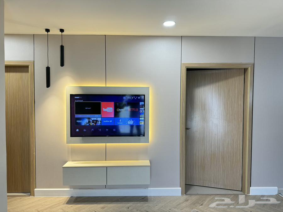 يوجد لدينا تصميم وتنفيذ جميع انواع الديكورات الخشبيه64487231887619111