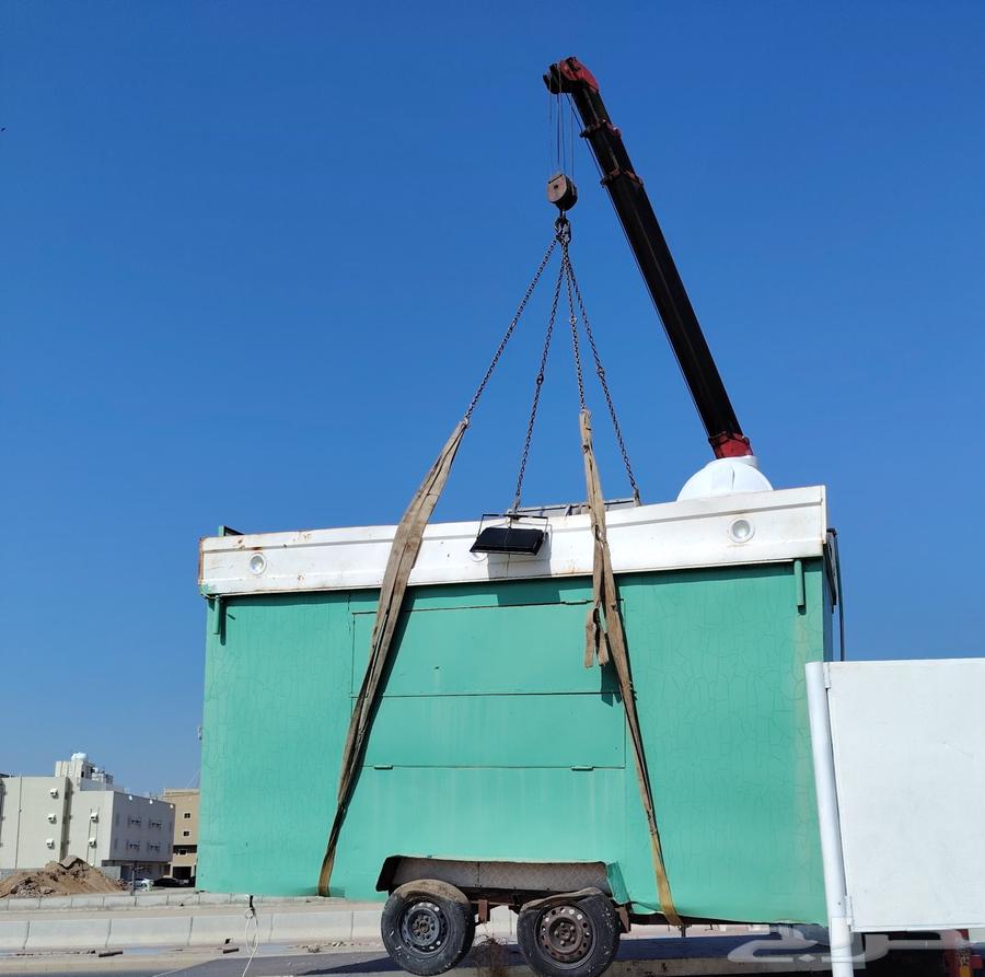 Flatbed crane truck for rent for internal and external trips64487183600258110