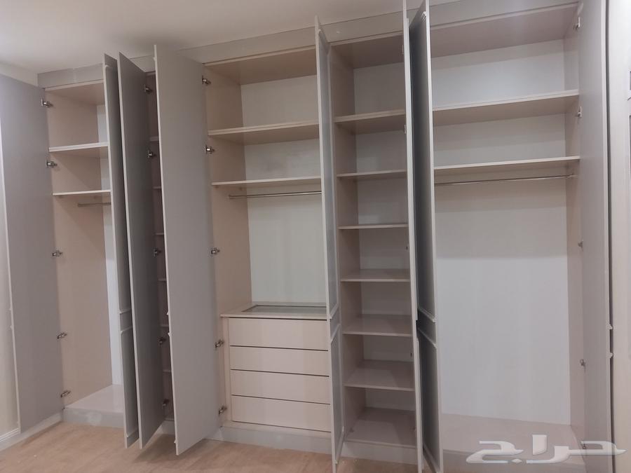 نجار جدة لاعمال النجارة والديكورات الحديثةوغرف النوم وكل ماي64481463869571114