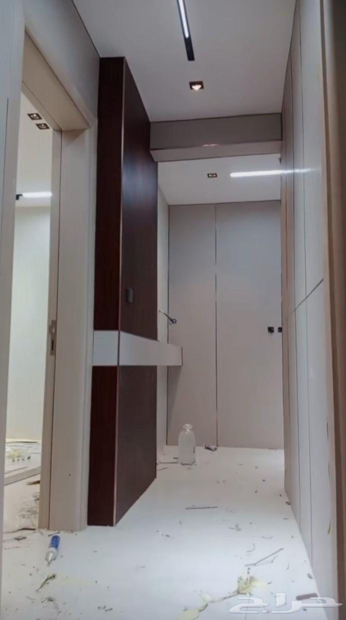 Marble alternative installation, Shepherd installation, adhesive foam parquet, wood alternative, wall paper64487119338242112