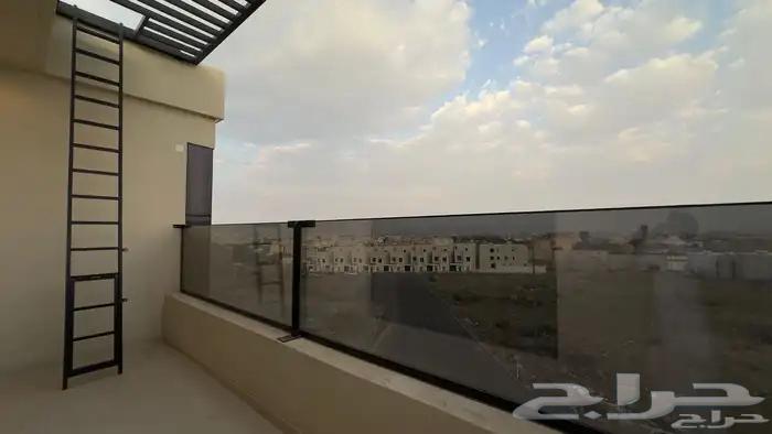 شقق بنظام ادوار مستقلة بموقع مميز للبيع من المالك مباشرة64487102655619114