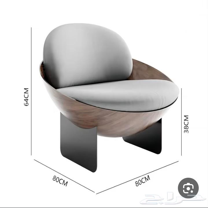 Detailed work on images of the same design64487055104387113