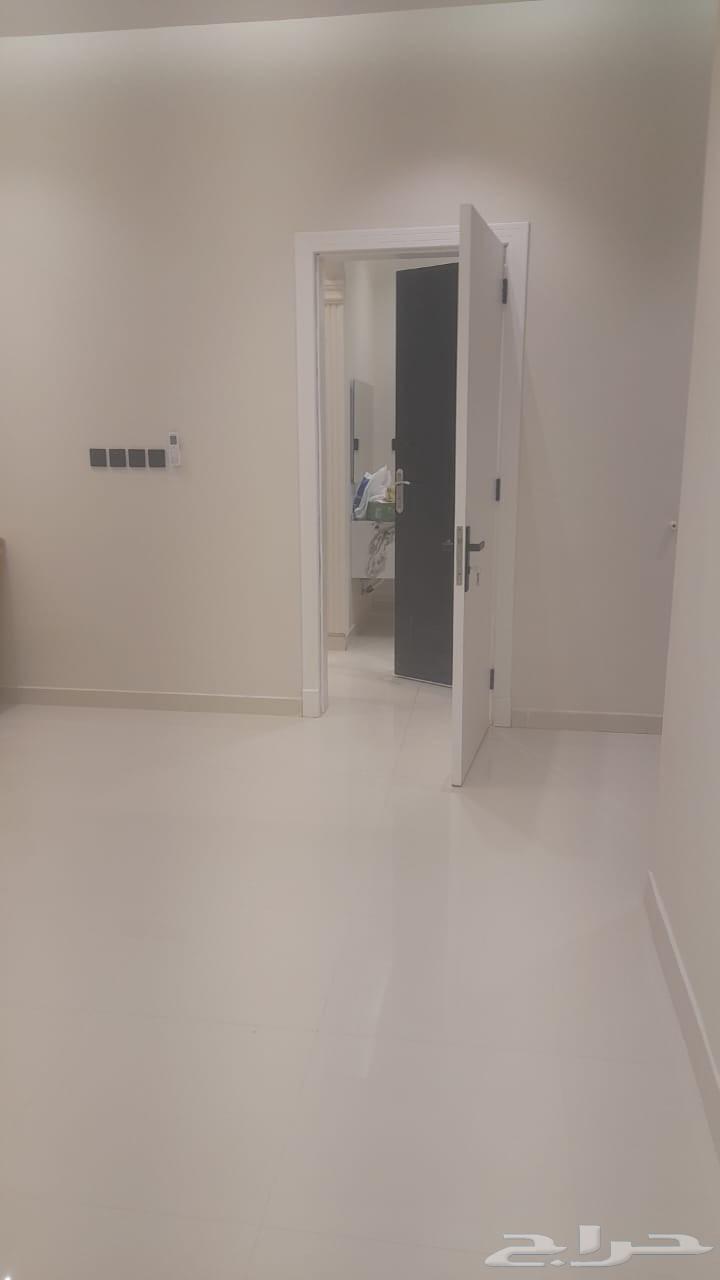 خلي بلاط وتنظيف شقق ومنازل وفلل وغسيل كنب سجاد وخزانات وعزل64481448102146112