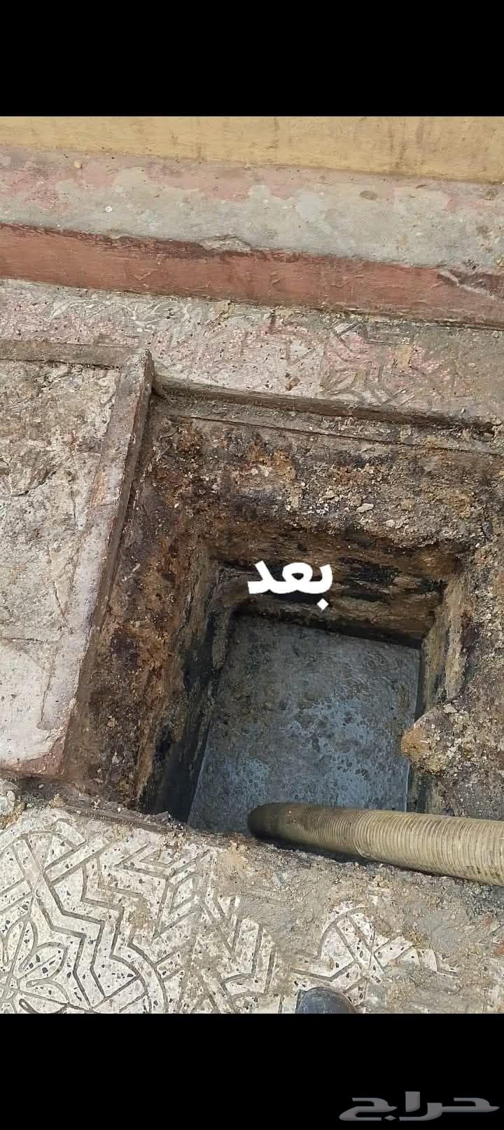 Suction and cleaning of manholes, rainwater, and fat and sediment removal with compressor device64487231601794112