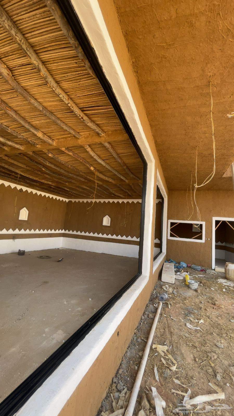 لتنفيذ اعمال التراث من الطين الطبيعي وخشب الاثل وعسيب النخل64481463004930114