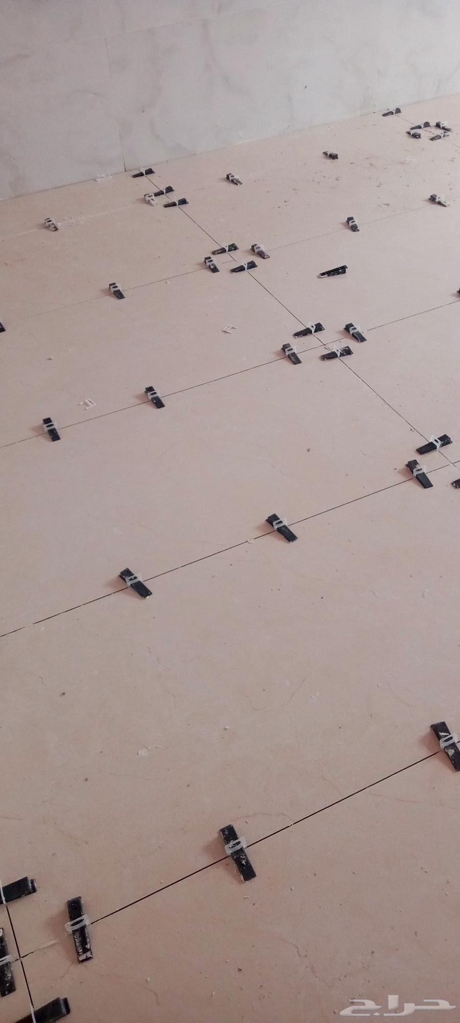 Combining ceramic tiles with broken tile mosaic work by Mia Mia in Barcelona64481418343171111