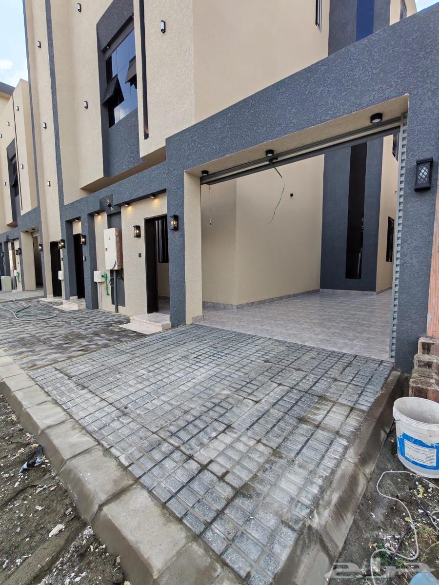 للبيع شقق تمليك ارضي بحوش خلف السعودي الألماني وسط الخدمات64487036618627114