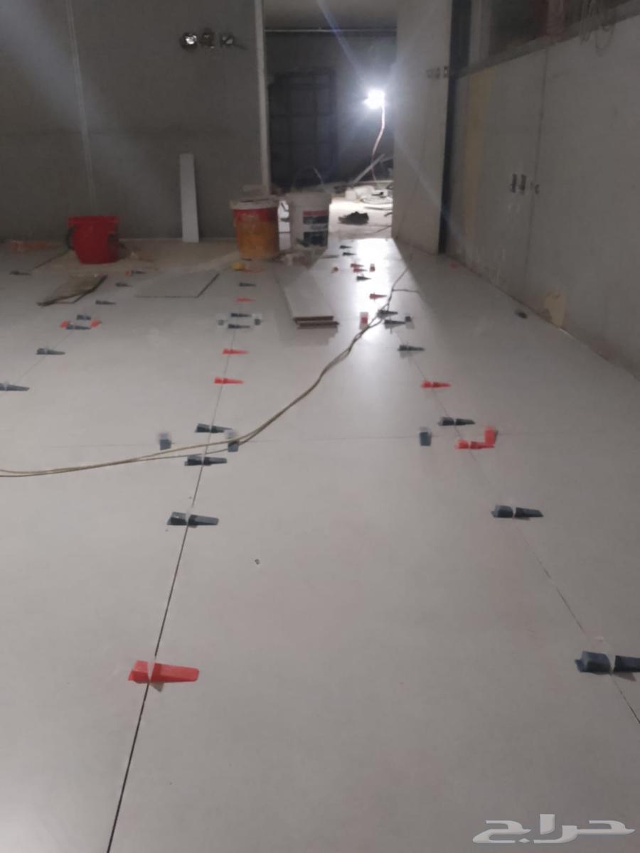 Ceramic tiler, rough wall, tile breaking, repair, installation64501492744322113