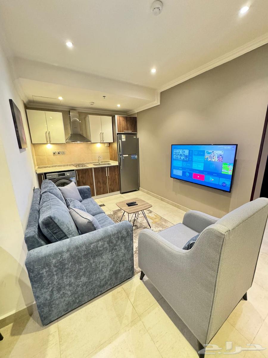 شقة مفروشة فاخرة للايجار الشهري جوار عزيز مول64501553676801110