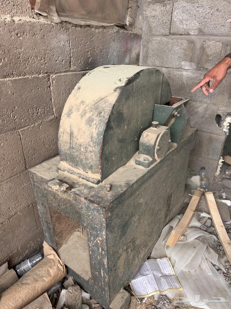 Woodworking machine for shredding64501700318977112