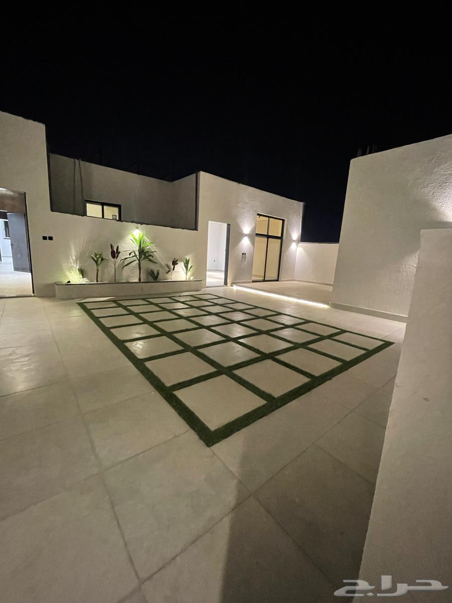 ملحق للبيع بمساحات جدا واسعه حي الصفا64501570258434110