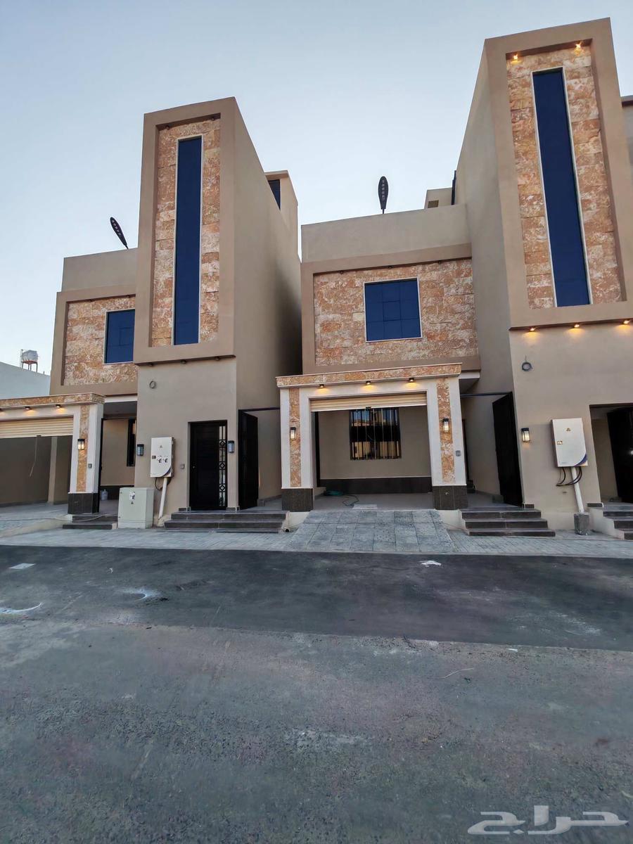 للبيع روف علوي مع ملحق مقابل نادي ضمك تشطيب vip64493658481923110