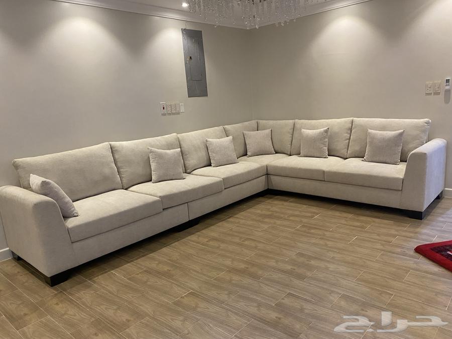 Hello, a shop for tailoring and upholstery in Starah Wafi64501700782593114