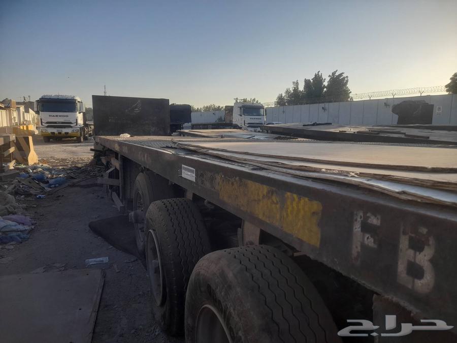 سطحات تريلات عدد 33 سطحة يوجد سست ويوجد منافيخ البيع جملة او64493690028931114