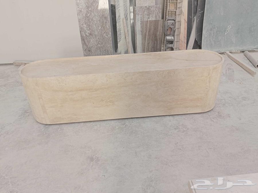 Customizing marble tables according to customer requests64501715623555111