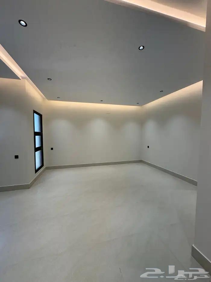 للبيع شقق تمليك علوي مع ملحق تشطيب ممتاز خميس مشيط حي حسام64493659337475114