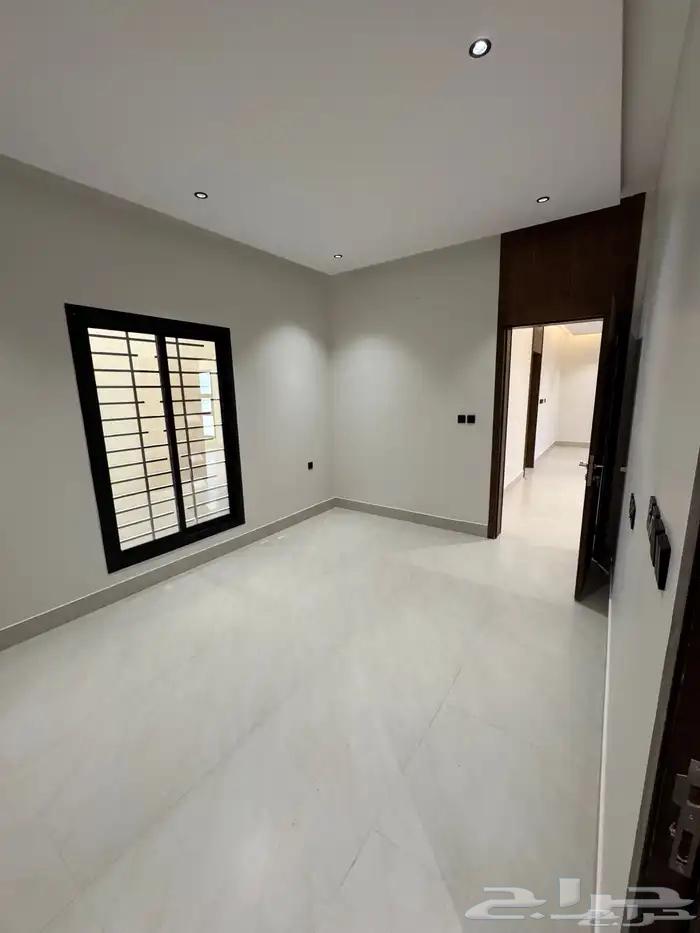 للبيع شقق تمليك علوي مع ملحق تشطيب ممتاز خميس مشيط حي حسام64493659337475112