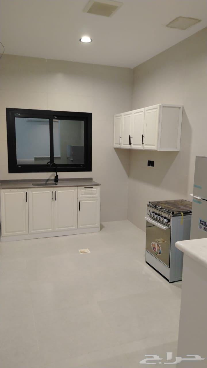 شقه مفروشه للإيجار بجدة حي الروضه64501569851521114