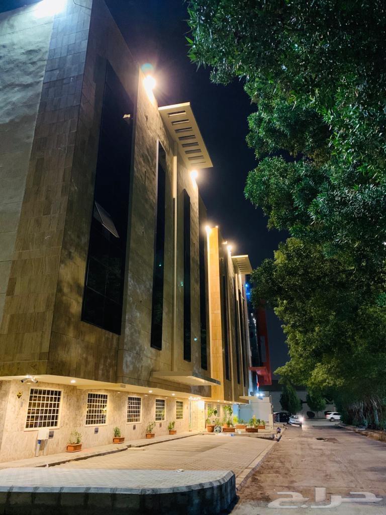 شقة مفروشة فاخرة للايجار الشهري جوار عزيز مول64501553676801112