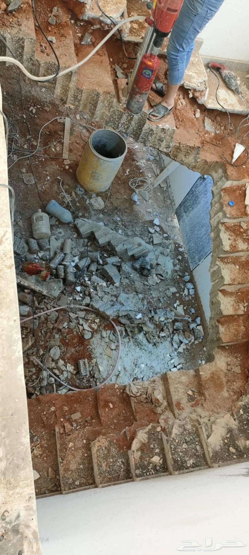 Concrete cutting with core64493675849602114