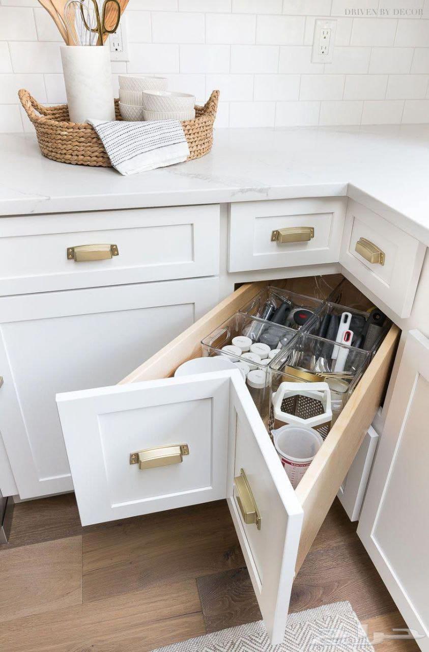 Tabuk technician kitchen bedroom disassembly and installation maintenance hinge replacement handle replacement64493722408193112