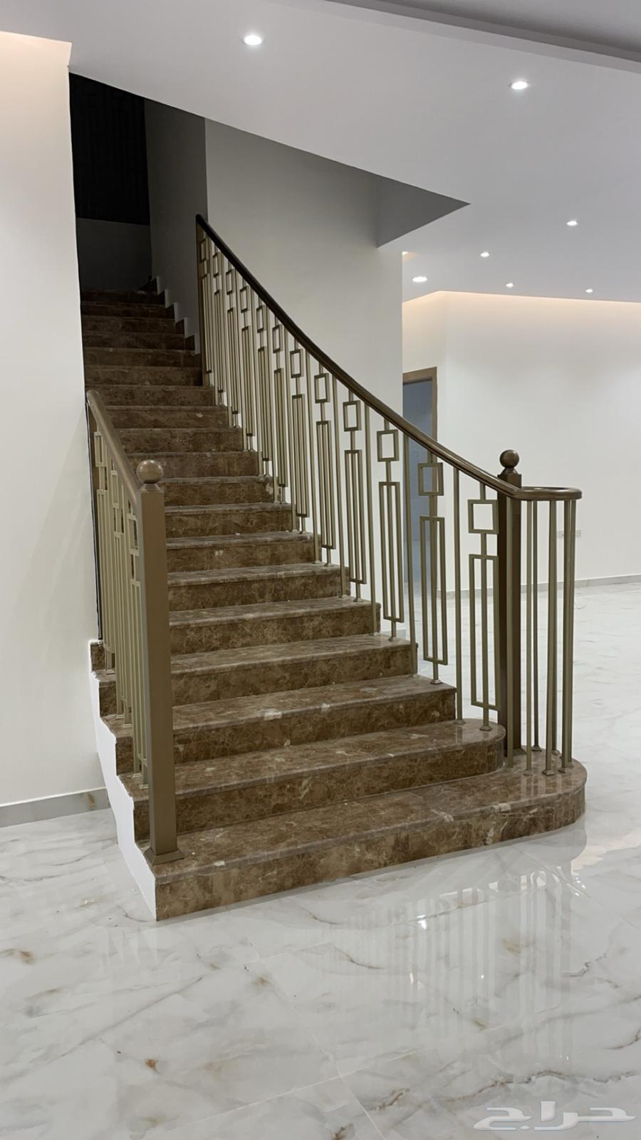 نعمل في جميع انواع الحدادة64513494261889112