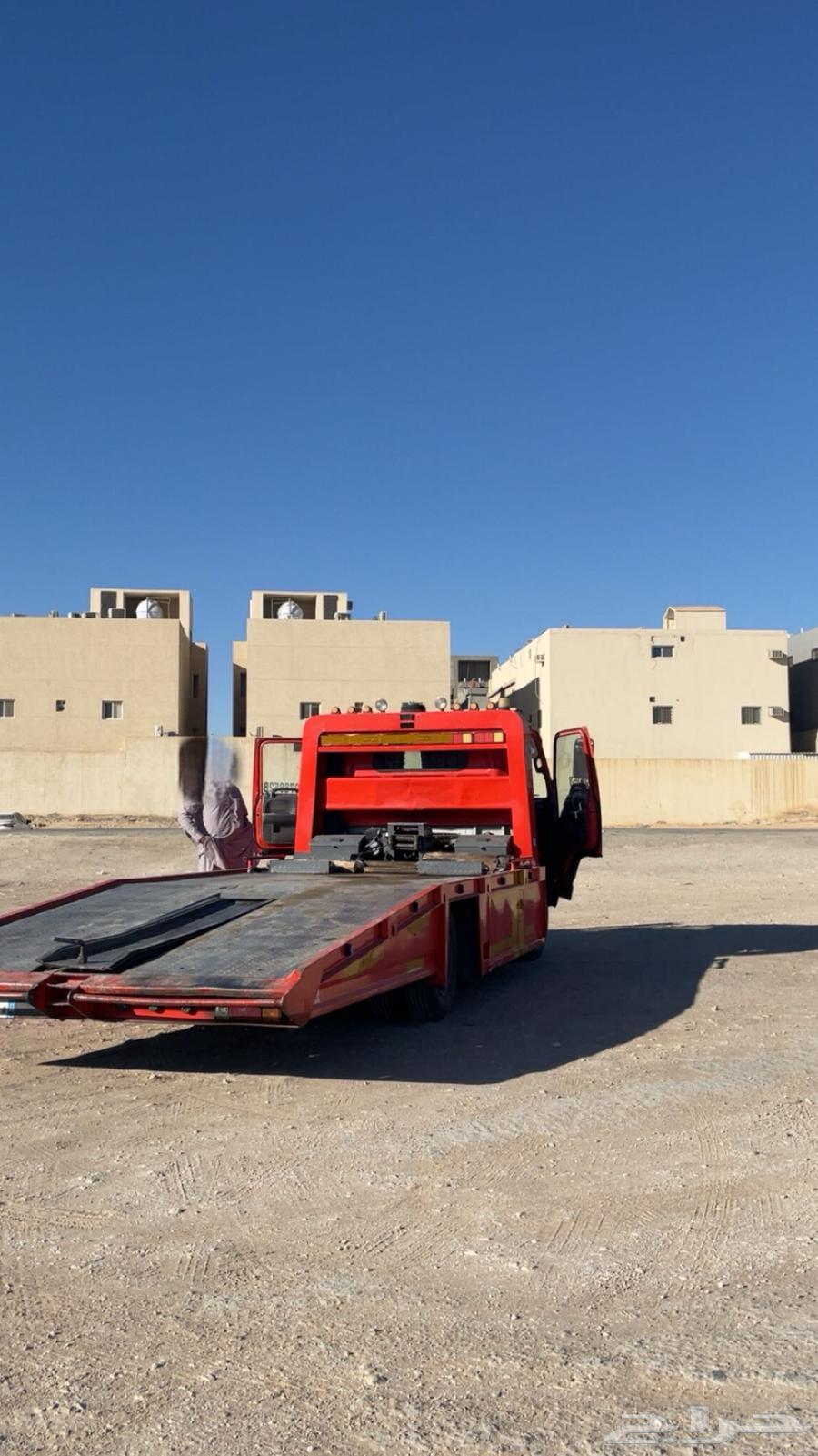 Towing service for disabled vehicles within Riyadh64506265139715111