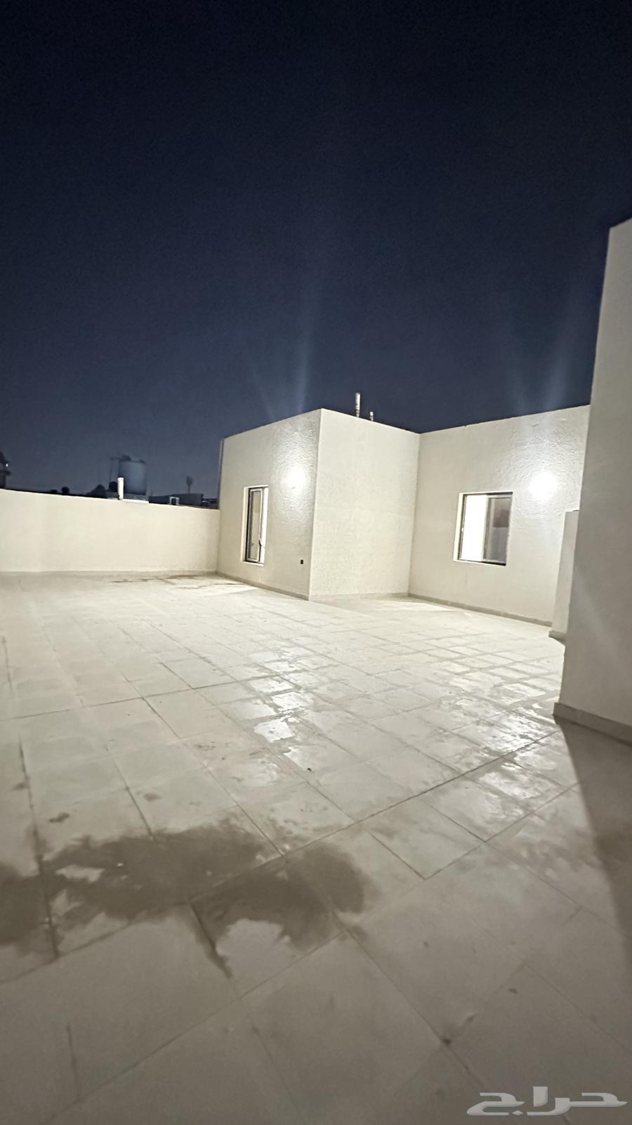 للبيع شقق حي بدر تتكون من 6غرف64506262991617113