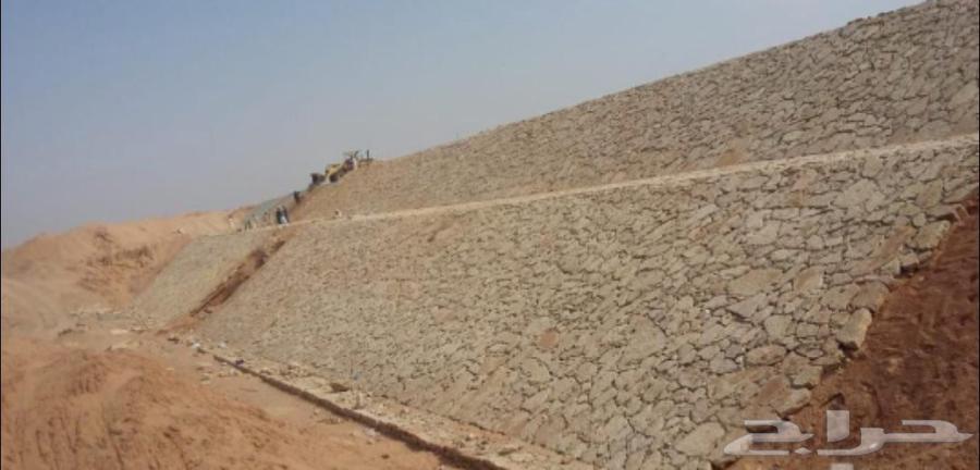 Bouklin stone contractor with manual work for Gibion and tiles64506491641475113