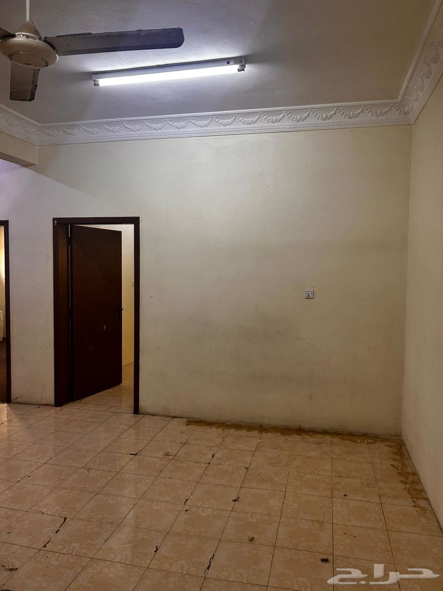 شقه للايجار دور ثاني في النعيرية64506231671298111
