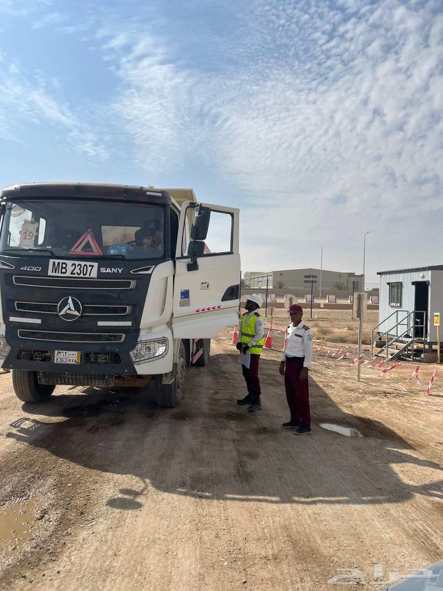 شركة بصمة النخبة للحراسات الأمنيه متخصصة في مجال الحراسات64506315330435111