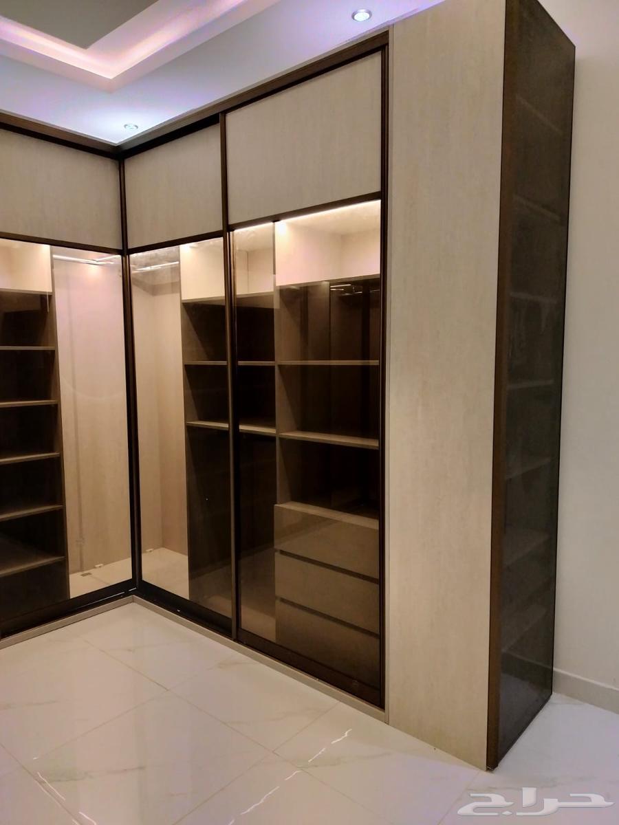 معلم نجار فك وتركيب وجميع انواع الديكور64506331420418110